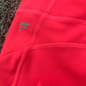 Hot pink fabletics leggings
